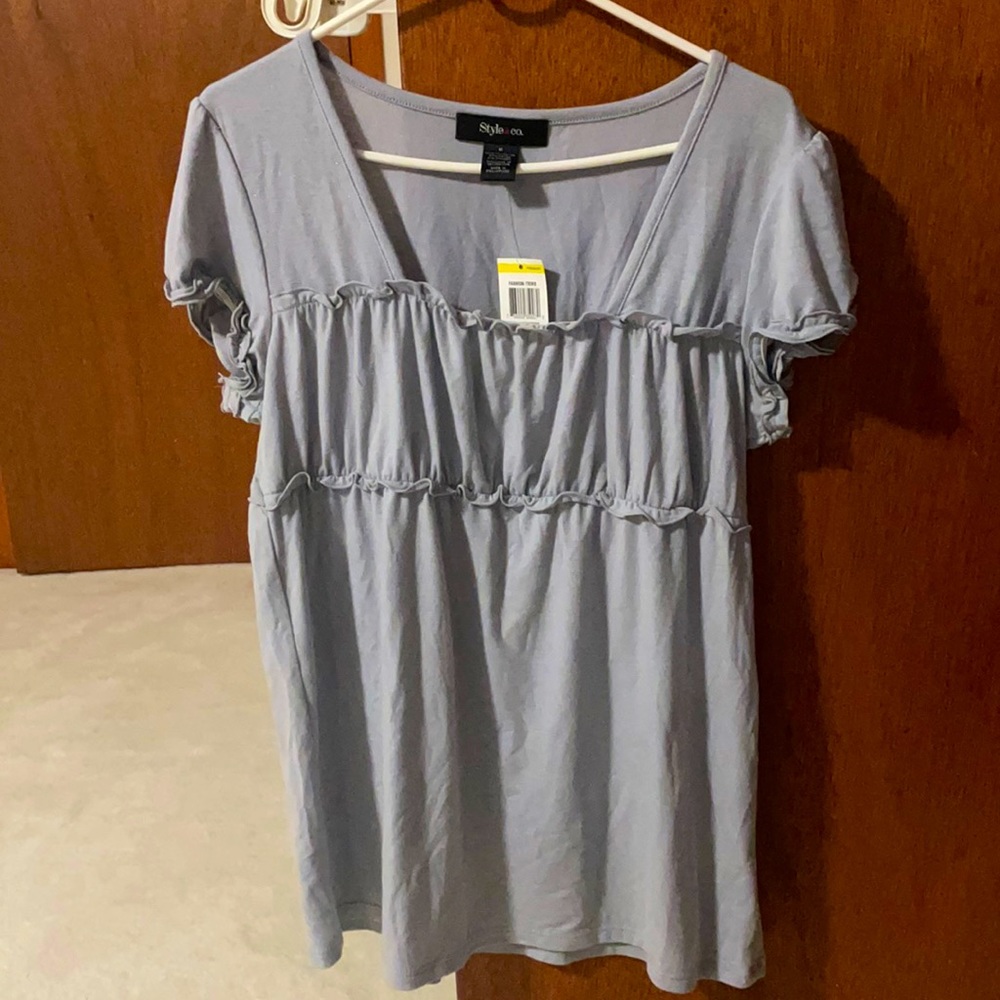 NWT Women’s Ruffle Blouse